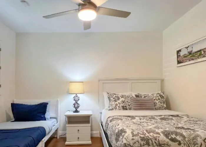 Heated Pool, King Beds, Bbq, Sleeps 10 Scottsdale